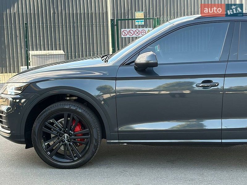 Позашляховик / Кросовер Audi Q5 2017 в Києві фото 8 Позашляховик / Кросовер Audi Q5 2017 в Києві