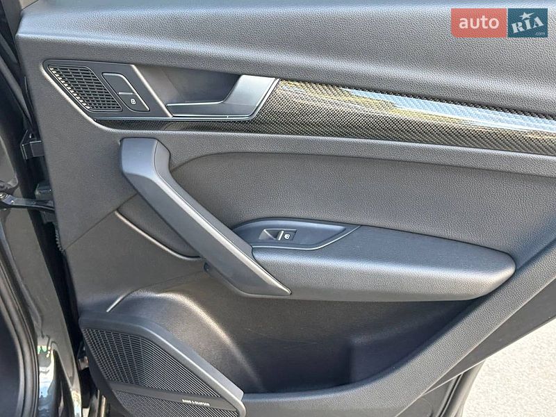Позашляховик / Кросовер Audi Q5 2017 в Києві фото 26 Позашляховик / Кросовер Audi Q5 2017 в Києві