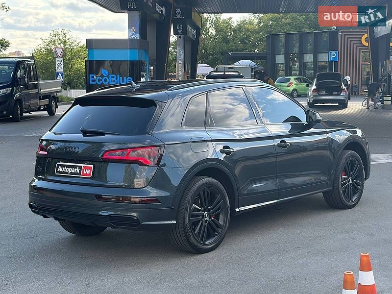 Позашляховик / Кросовер Audi Q5 2017 в Києві фото 13 Позашляховик / Кросовер Audi Q5 2017 в Києві