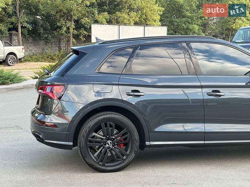 Позашляховик / Кросовер Audi Q5 2017 в Києві фото 12 Позашляховик / Кросовер Audi Q5 2017 в Києві