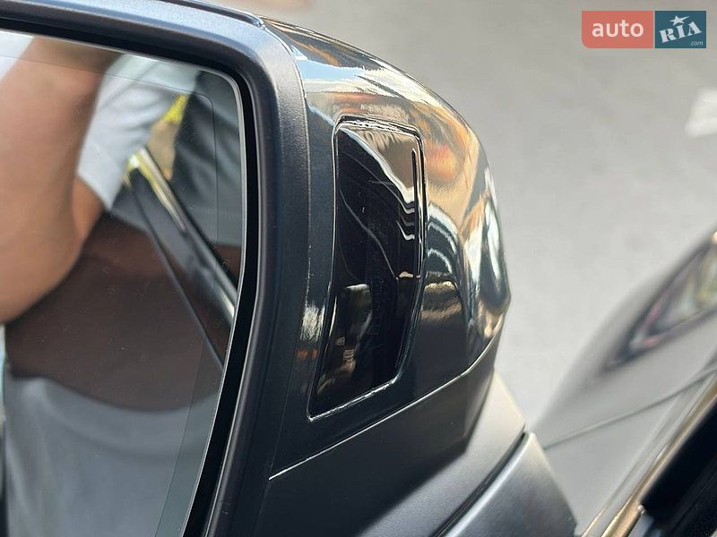 Позашляховик / Кросовер Audi Q5 2017 в Києві фото 39 Позашляховик / Кросовер Audi Q5 2017 в Києві