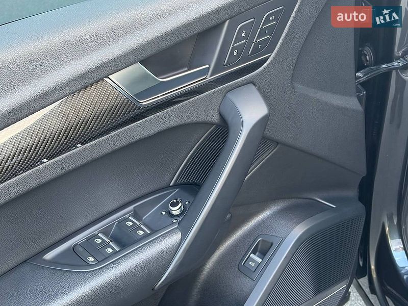 Позашляховик / Кросовер Audi Q5 2017 в Києві фото 27 Позашляховик / Кросовер Audi Q5 2017 в Києві