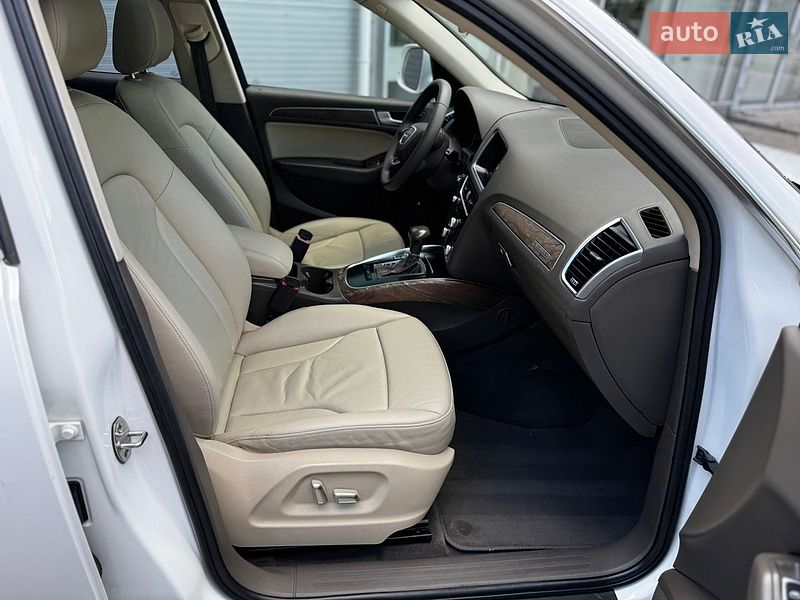 Внедорожник / Кроссовер Audi Q5 2013 в Ровно