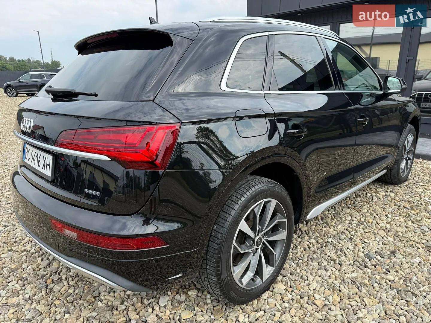 Audi Q5 2021 VIN WA1AAAFY7M2118488 фото оголошення 42 з 111