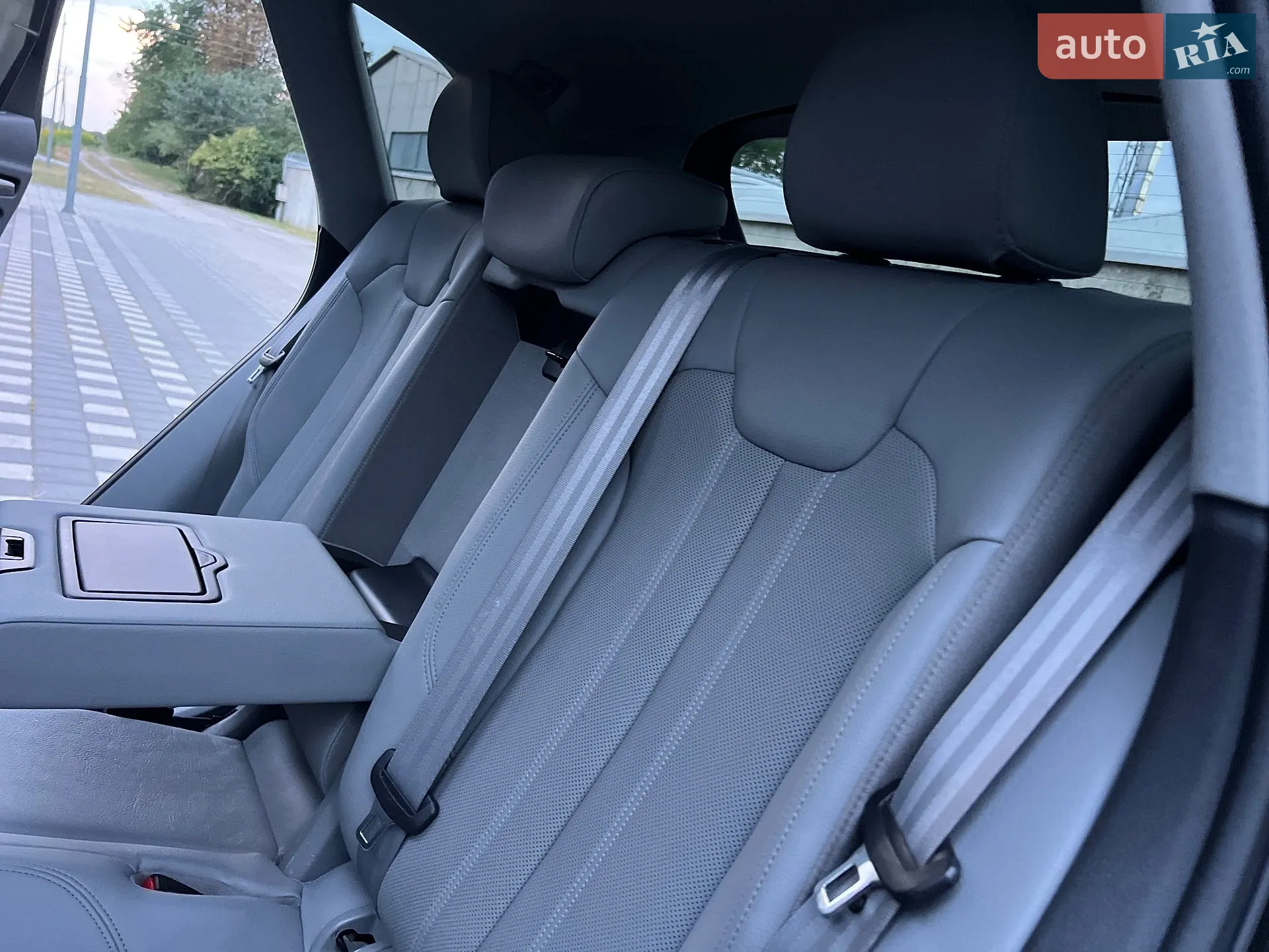 Audi Q5 2018 VIN WA1BNAFY2J2202710 фото оголошення 84 з 140