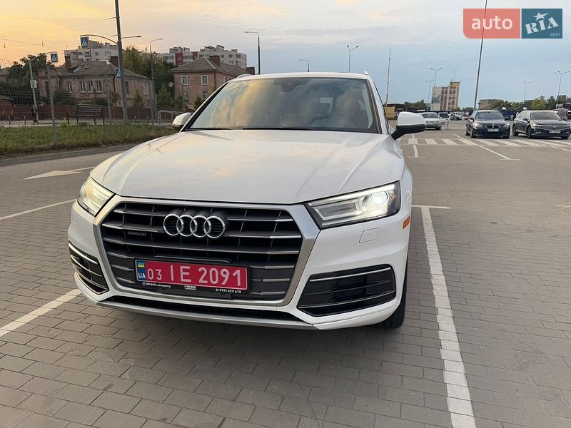 Внедорожник / Кроссовер Audi Q5 2017 в Виннице
