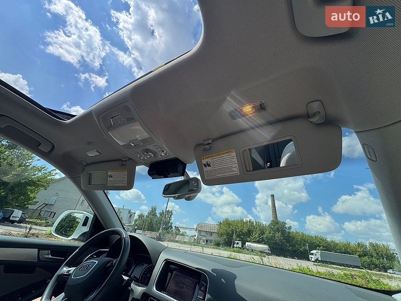 Позашляховик / Кросовер Audi Q5 2015 в Рівному