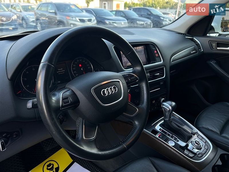 Внедорожник / Кроссовер Audi Q5 2017 в Ивано-Франковске