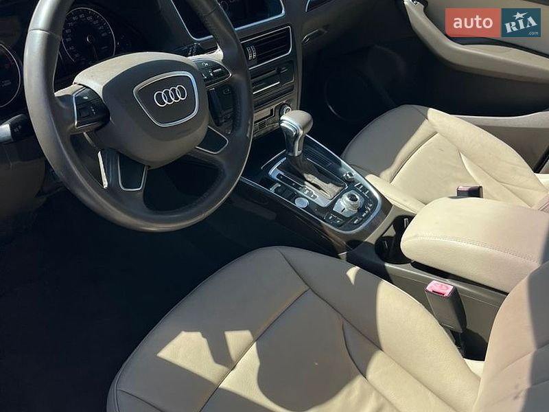 Позашляховик / Кросовер Audi Q5 2014 в Дубні