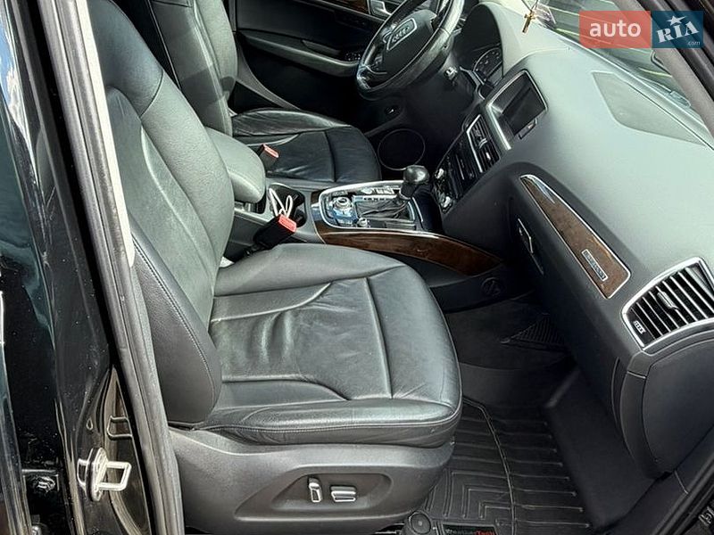 Позашляховик / Кросовер Audi Q5 2012 в Святопетрівське