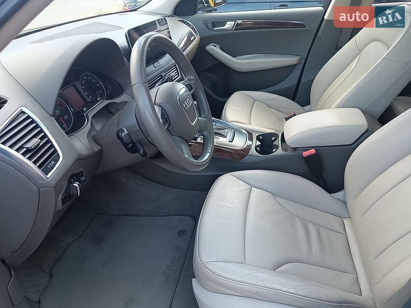 Внедорожник / Кроссовер Audi Q5 2012 в Дрогобыче