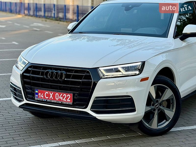 Внедорожник / Кроссовер Audi Q5 2020 в Тернополе