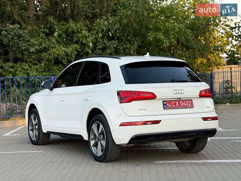 Внедорожник / Кроссовер Audi Q5 2020 в Тернополе