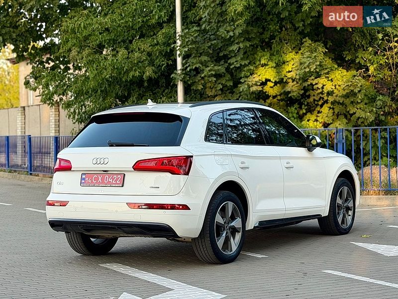Внедорожник / Кроссовер Audi Q5 2020 в Тернополе