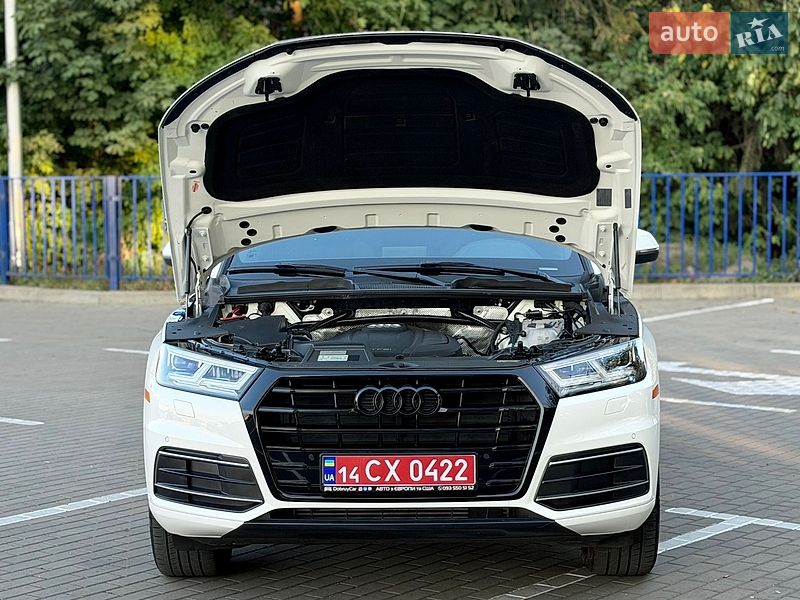 Внедорожник / Кроссовер Audi Q5 2020 в Тернополе