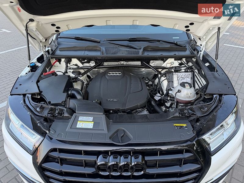 Внедорожник / Кроссовер Audi Q5 2020 в Тернополе