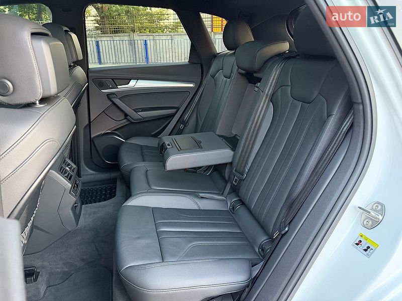 Внедорожник / Кроссовер Audi Q5 2020 в Тернополе