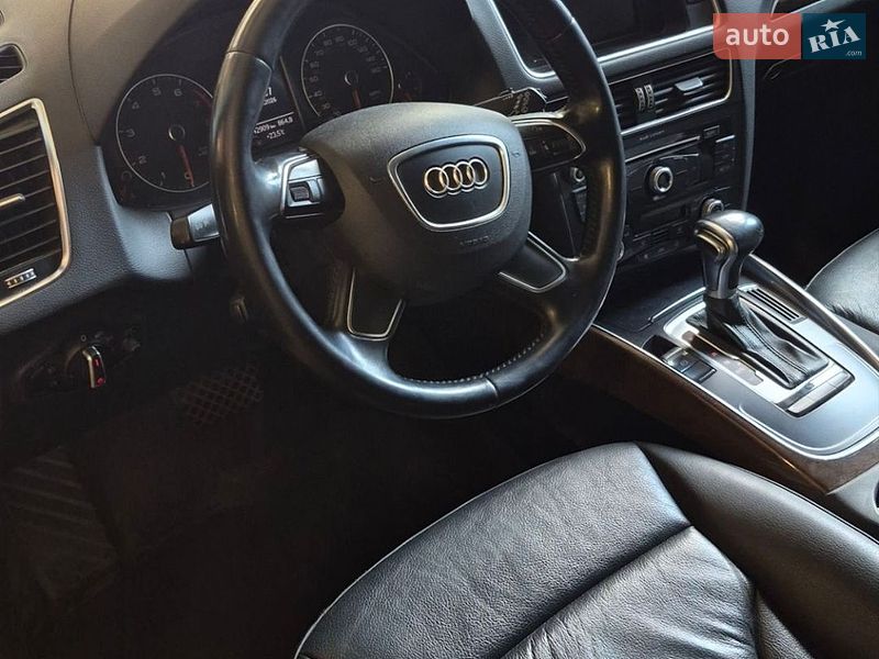 Позашляховик / Кросовер Audi Q5 2015 в Тернополі