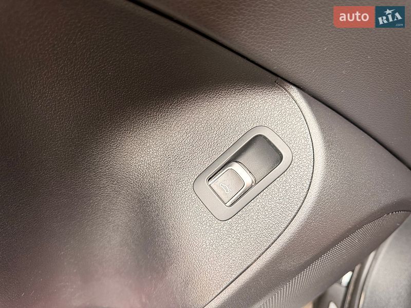Внедорожник / Кроссовер Audi Q5 2017 в Киеве
