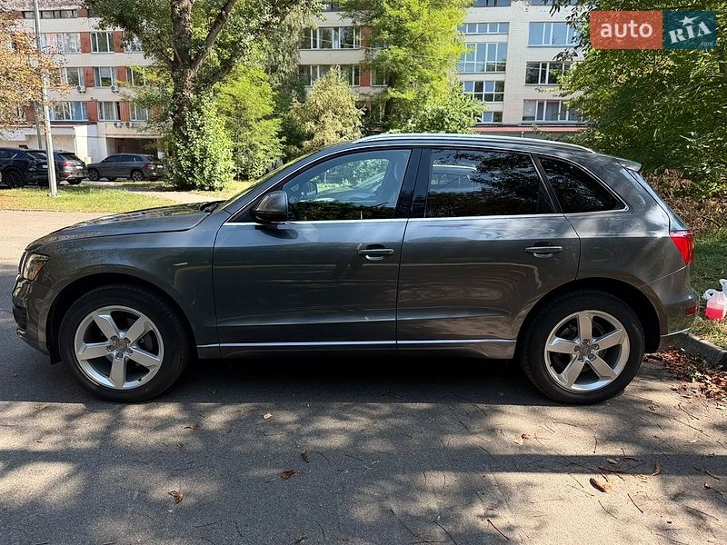 Внедорожник / Кроссовер Audi Q5 2012 в Киеве
