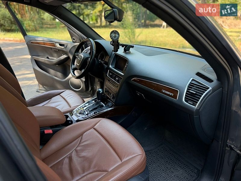 Внедорожник / Кроссовер Audi Q5 2012 в Киеве