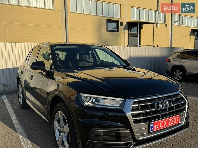 Внедорожник / Кроссовер Audi Q5 2019 в Киеве