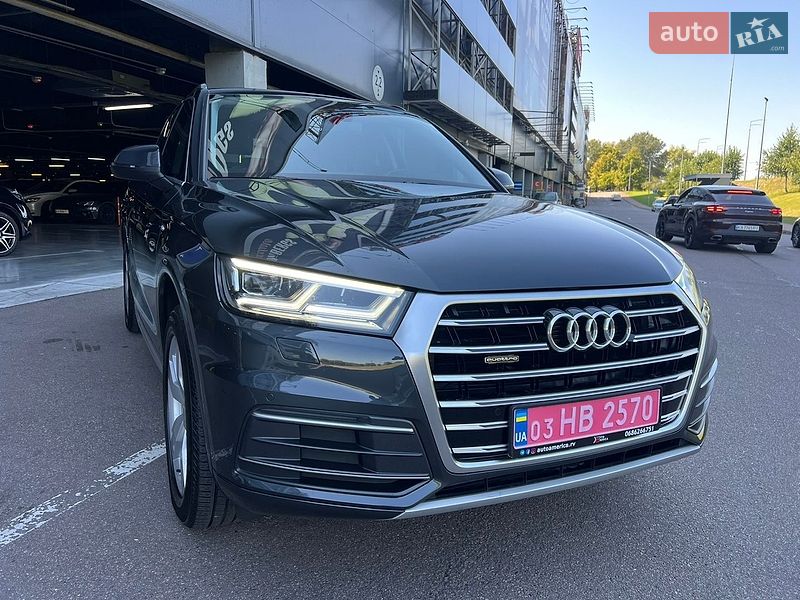 Внедорожник / Кроссовер Audi Q5 2018 в Киеве