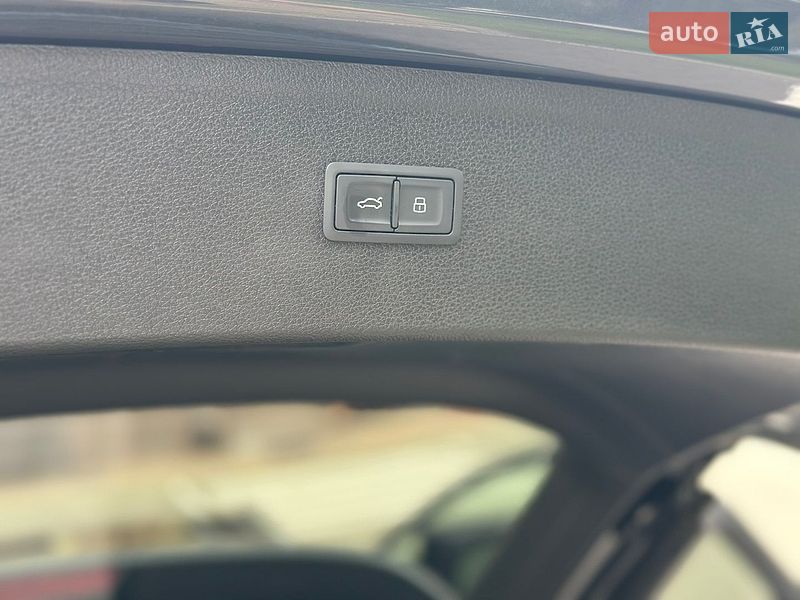 Позашляховик / Кросовер Audi Q5 2018 в Києві
