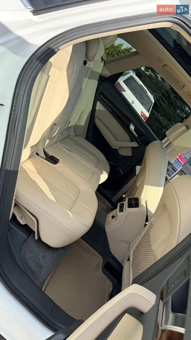 2020 Audi Q5 - мініатюра 16