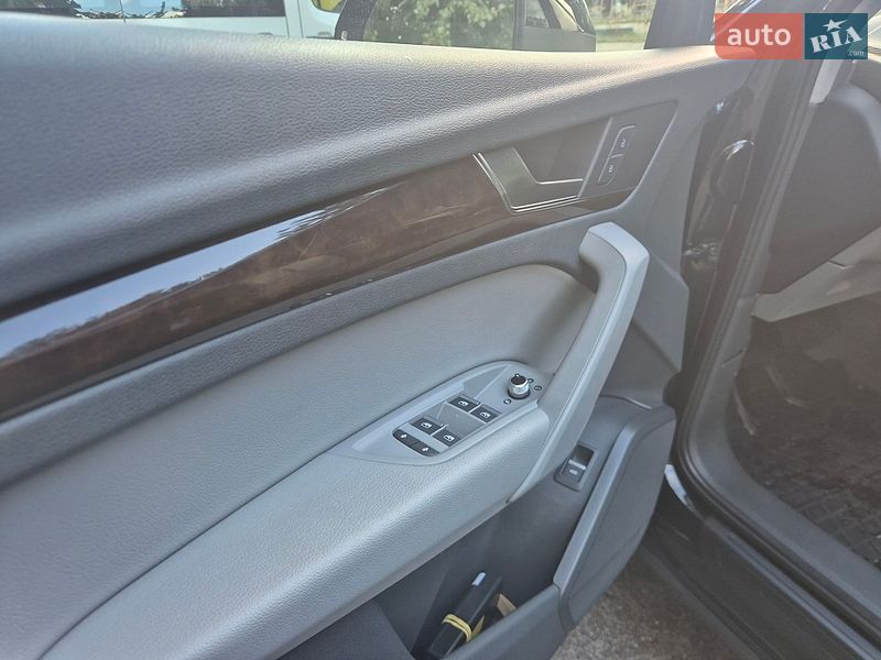 Позашляховик / Кросовер Audi Q5 2019 в Києві фото 15 Позашляховик / Кросовер Audi Q5 2019 в Києві