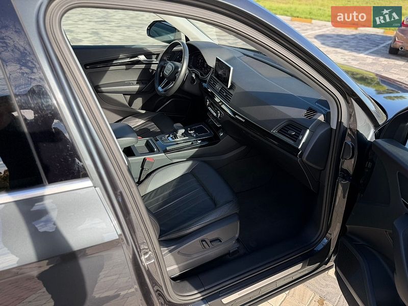 Позашляховик / Кросовер Audi Q5 2018 в Києві