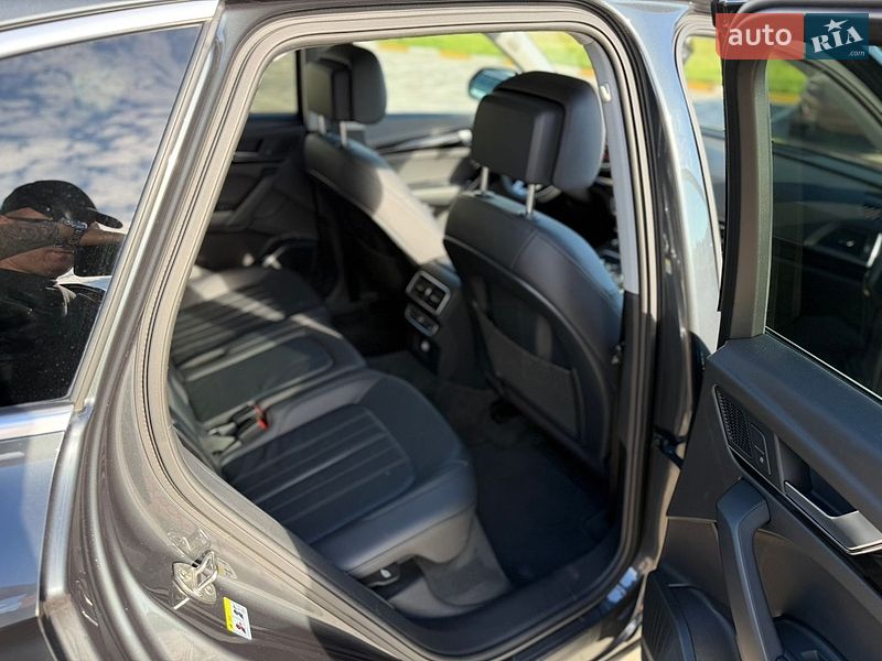 Позашляховик / Кросовер Audi Q5 2018 в Києві
