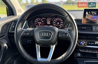 Позашляховик / Кросовер Audi Q5 2018 в Києві