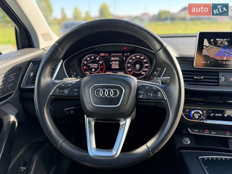 Позашляховик / Кросовер Audi Q5 2018 в Києві
