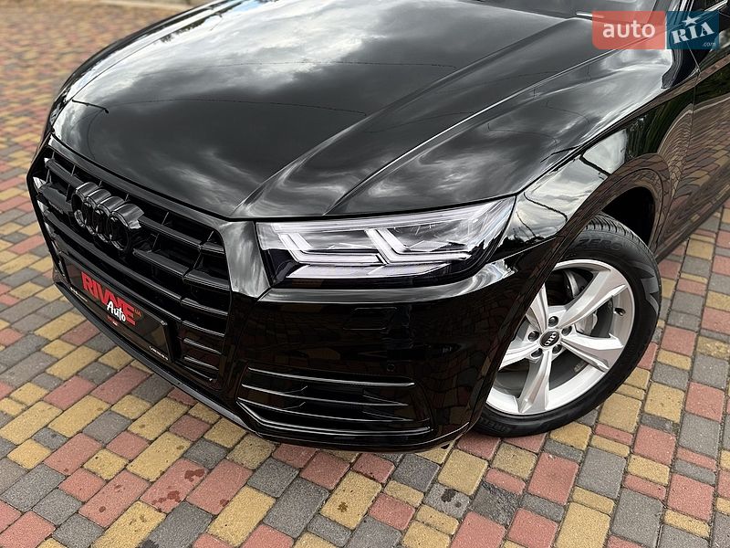 Внедорожник / Кроссовер Audi Q5 2020 в Ровно