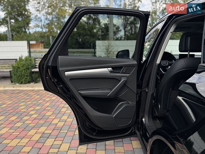 Внедорожник / Кроссовер Audi Q5 2020 в Ровно