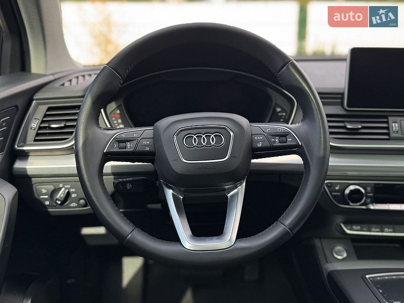 Внедорожник / Кроссовер Audi Q5 2020 в Ровно