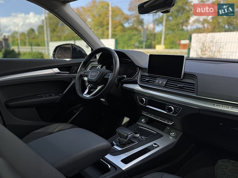 Внедорожник / Кроссовер Audi Q5 2020 в Ровно