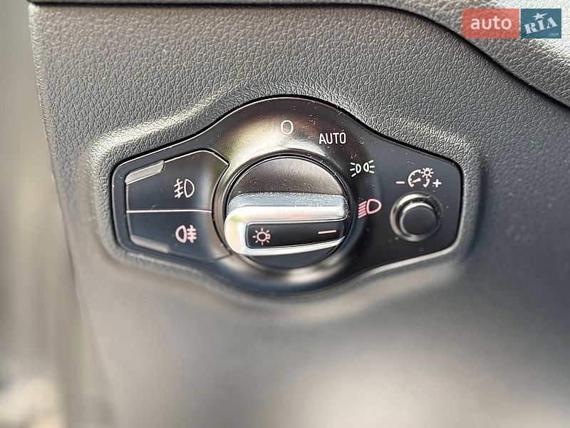 Позашляховик / Кросовер Audi Q5 2013 в Києві