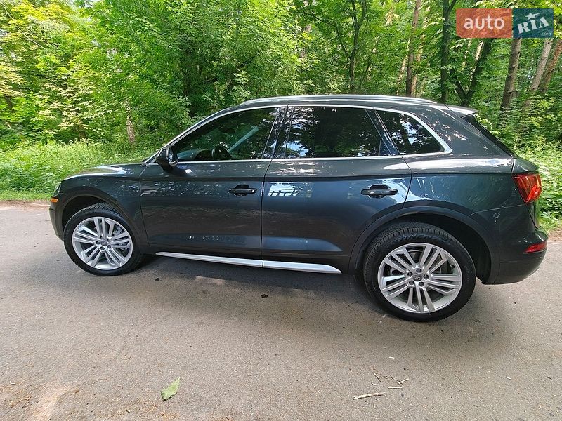 Позашляховик / Кросовер Audi Q5 2018 в Вінниці