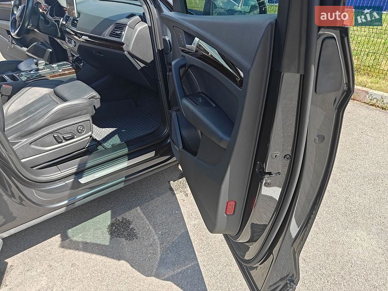 Позашляховик / Кросовер Audi Q5 2018 в Вінниці