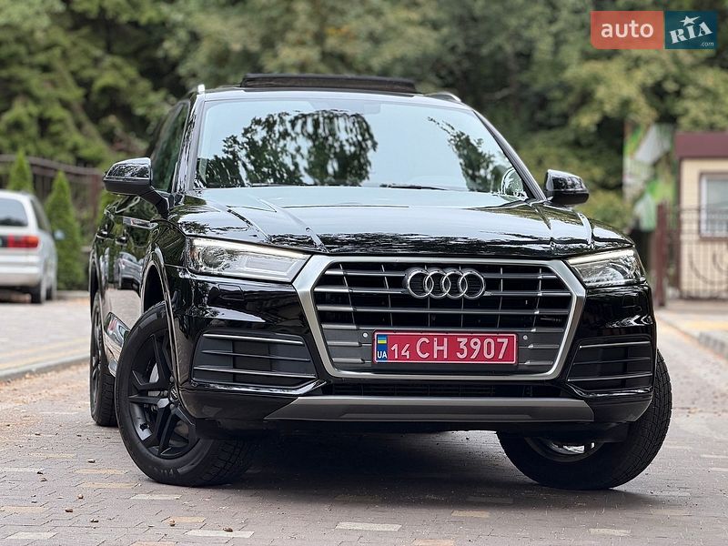 Внедорожник / Кроссовер Audi Q5 2018 в Дрогобыче