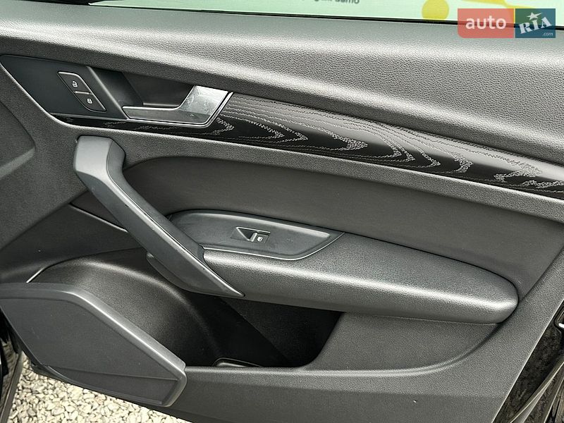 Внедорожник / Кроссовер Audi Q5 2020 в Луцке