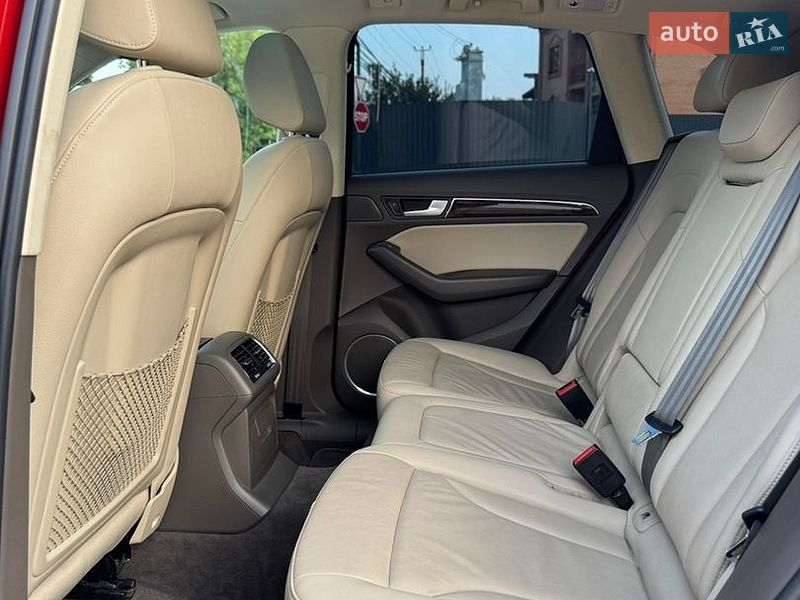 Внедорожник / Кроссовер Audi Q5 2014 в Киеве