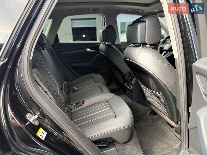 Внедорожник / Кроссовер Audi Q5 2023 в Львове