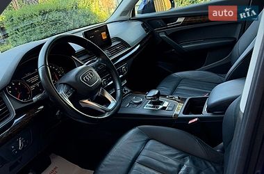 Внедорожник / Кроссовер Audi Q5 2017 в Львове