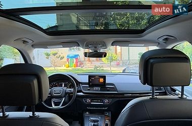 Внедорожник / Кроссовер Audi Q5 2017 в Львове