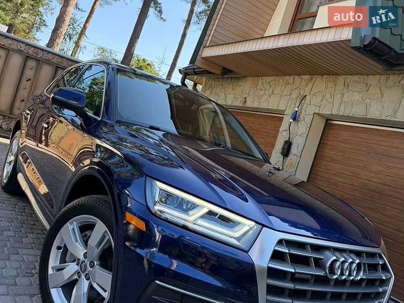 Внедорожник / Кроссовер Audi Q5 2017 в Львове