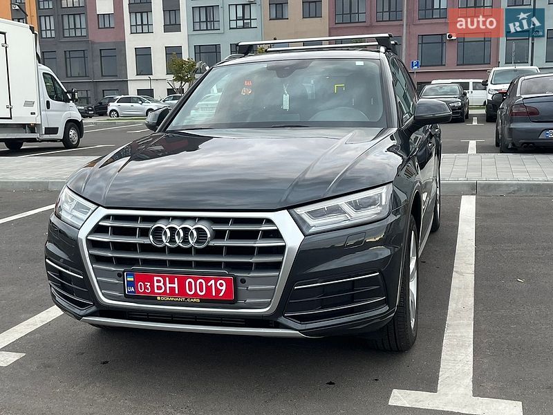 Внедорожник / Кроссовер Audi Q5 2017 в Ровно