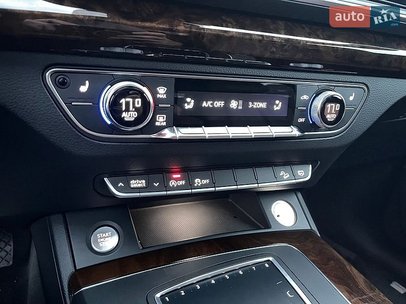 Внедорожник / Кроссовер Audi Q5 2017 в Ровно
